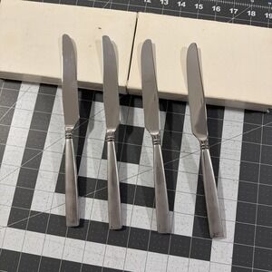 Oneida Westbrook Satin (4) Dinner Knives Stainless Korea Replacements